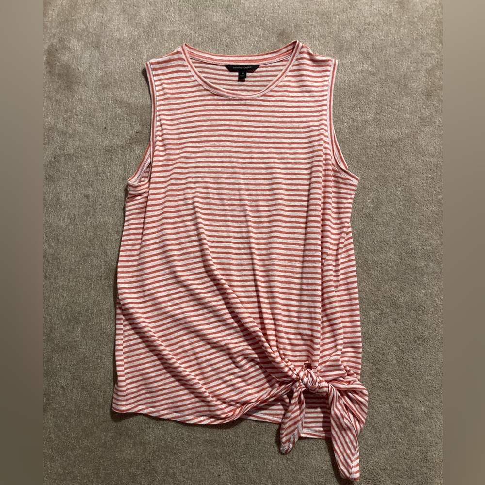 🍌Banana Republic Striped Linen Tank Top🍌
